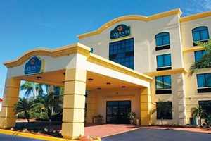 La Quinta Inn & Suites Clearwater South property photo