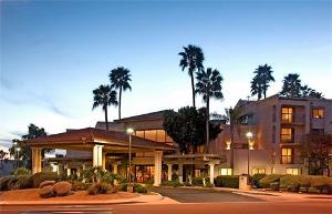 Scottsdale Thunderbird Suites property photo